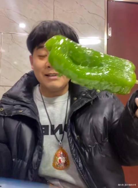 新沂网红吃瓜事件视频,一场网络狂欢背后的真相揭秘